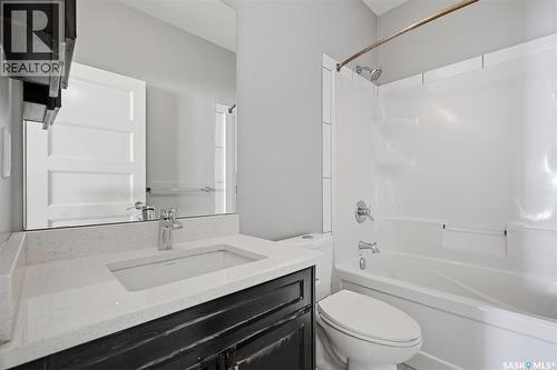 219 Ells Crescent, Saskatoon, SK - Indoor Photo Showing Bathroom