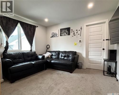 254 Aniskotaw Manor, Saskatoon, SK - Indoor Photo Showing Living Room