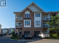 162 FORDHAM PRIVATE  Ottawa, ON K2C 4G5