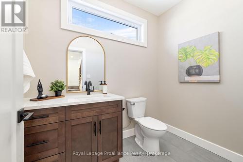 28 Fraser Drive, Quinte West (Sidney Ward), ON - Indoor Photo Showing Bathroom