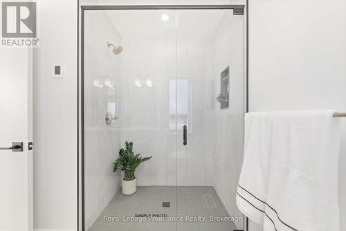 28 Fraser Drive, Quinte West (Sidney Ward), ON - Indoor Photo Showing Bathroom
