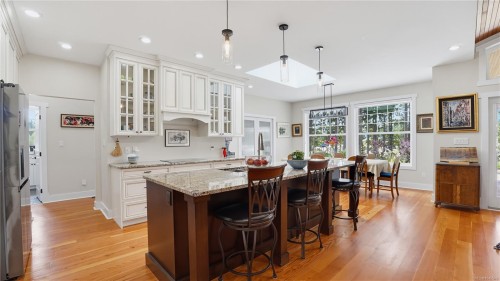 6458 Diana Dr, Duncan, BC 