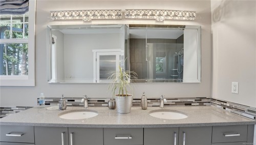 6458 Diana Dr, Duncan, BC 