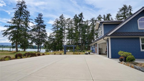6458 Diana Dr, Duncan, BC 