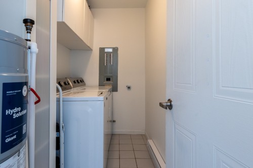 Salle de lavage - 1-512 Ch. De Bondville, Lac-Brome, QC - Indoor Photo Showing Laundry Room