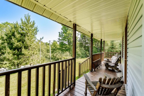 Balcon - 91 3E Rang, Saint-Georges-De-Windsor, QC 