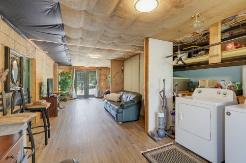Overall view - 182 Ch. Murray, La Pêche, QC - Indoor Photo Showing Laundry Room