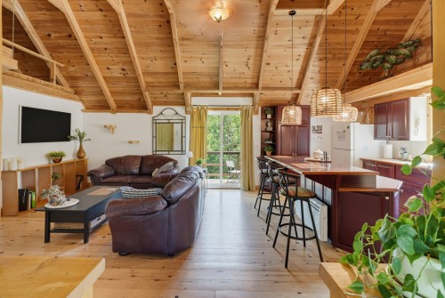 Overall view - 182 Ch. Murray, La Pêche, QC - Indoor Photo Showing Living Room