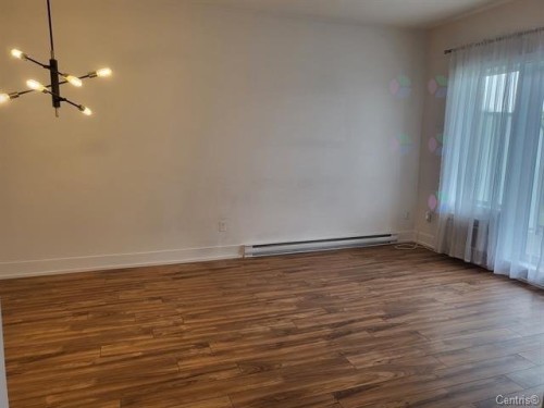 Salon - 308-35 Av. Ernest-Rochette, La Prairie, QC - Indoor Photo Showing Other Room
