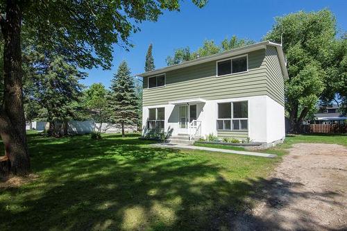 5 Cauchon Rd, Pinawa, MB - Outdoor