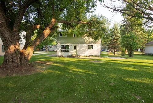 5 Cauchon Rd, Pinawa, MB - Outdoor