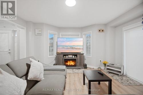 Upper - 75 Benhurst Crescent, Brampton, ON 