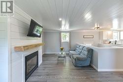 Gas fireplace - 