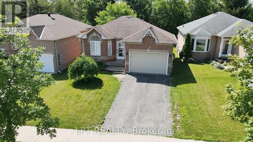 173 LOON AVENUE  Barrie, ON L4N 8X3