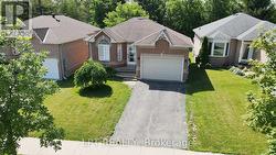 173 LOON AVENUE Barrie, ON L4N 8X3