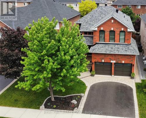 2463 PARKGLEN AVENUE  Oakville, ON L6M 4Y7