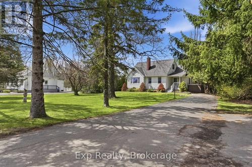 74 SIDNEY STREET  Belleville (Belleville Ward), ON K8P 3Y8