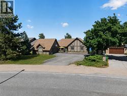 1863 Horizon Drive West Kelowna, BC V1Z 3E4