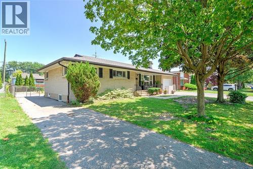 328 Isack, Windsor, ON 