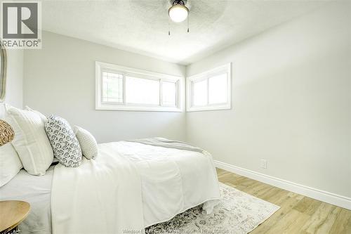 328 Isack, Windsor, ON 