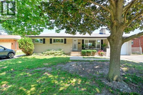 328 Isack, Windsor, ON 