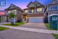 8 MUNRO CIRCLE  Brantford, ON N3T 0R2