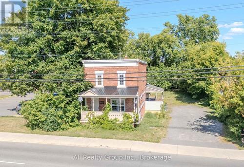 713 St Laurent Boulevard, Ottawa, ON 