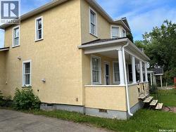 244 1st AVENUE E  Gravelbourg, SK S0H 1X0