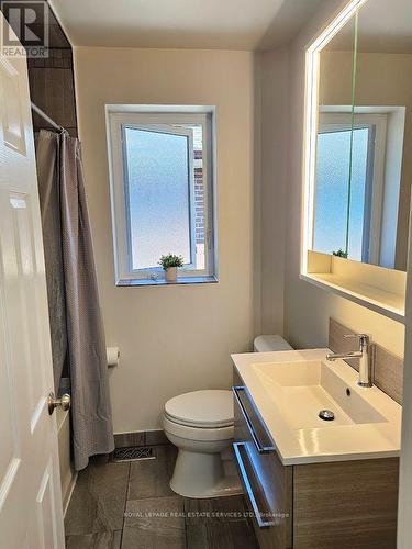 117 Westrose Avenue, Toronto, ON - Indoor Photo Showing Bathroom