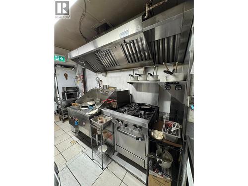 8542 Granville Street, Vancouver, BC 
