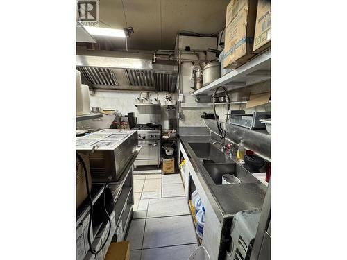 8542 Granville Street, Vancouver, BC 