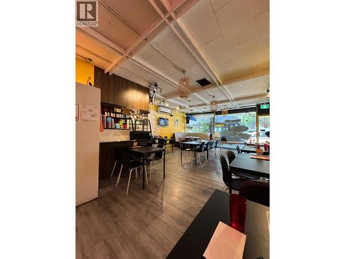 8542 Granville Street, Vancouver, BC 