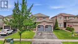 264 COUNTRY LANE  Barrie, ON L4N 0Y3