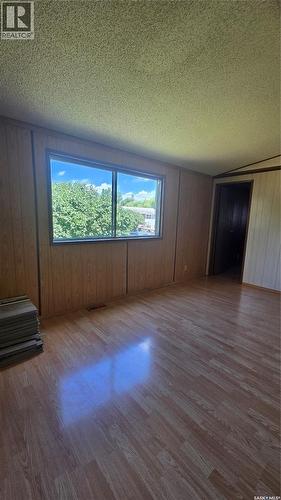 720 Beharrel Street, Oxbow, SK 
