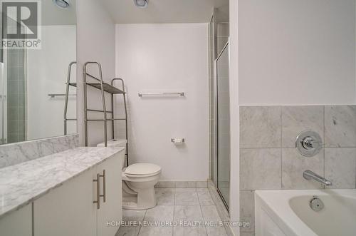 4 Piece In-suite - 4905 - 65 Bremner Boulevard, Toronto, ON 