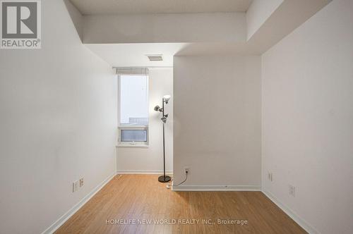 Second Bedroom - 4905 - 65 Bremner Boulevard, Toronto, ON 
