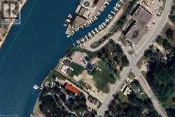 6 BROWNS Lane Wasaga Beach, ON L9Z 2L7