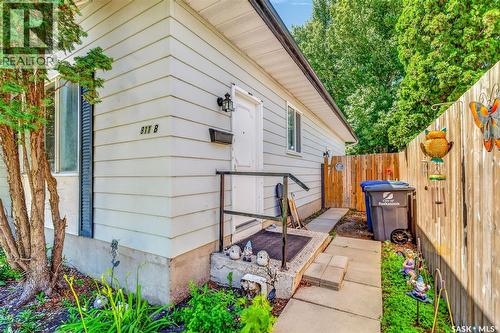 A/B 811 Steeves Avenue, Saskatoon, SK 