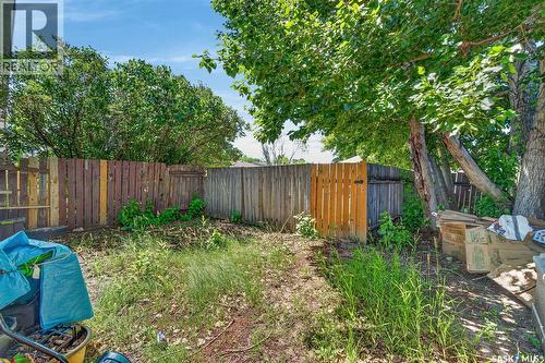 A/B 811 Steeves Avenue, Saskatoon, SK 