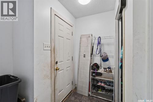 A/B 811 Steeves Avenue, Saskatoon, SK 