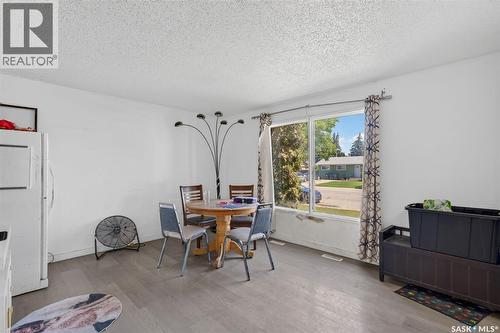 A/B 811 Steeves Avenue, Saskatoon, SK 