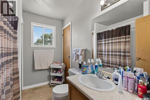 103-105 Davies Road, Saskatoon, SK 