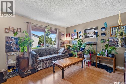 103-105 Davies Road, Saskatoon, SK 