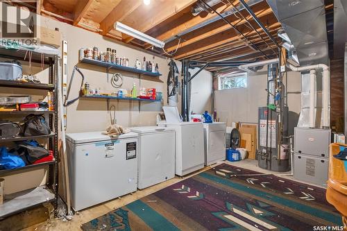 103-105 Davies Road, Saskatoon, SK 