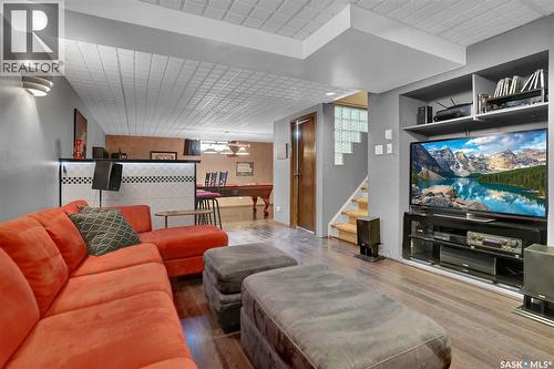 8214 Rankin Drive, Regina, SK - Indoor Photo Showing Living Room