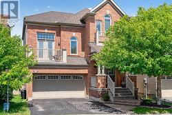545 ROSEHILL AVENUE  Ottawa, ON K2S 0E7