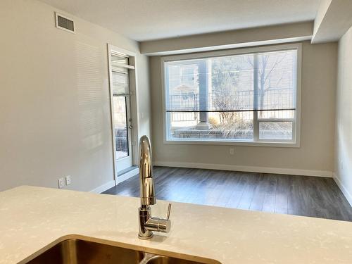 9907 91 Avenue, Edmonton, AB - Indoor