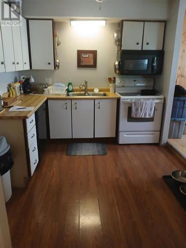 13 Gauthier Pl, Elliot Lake, ON 