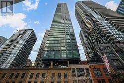 4106 - 327 KING STREET W Toronto, ON M5V 0W7