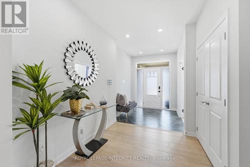 90 Coco Place, Ottawa, ON 